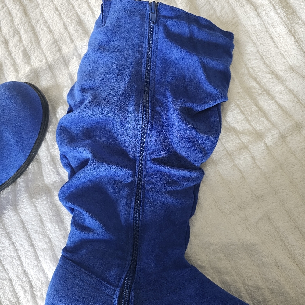 Boots - Picture 5 of 5